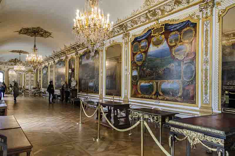 Francia - Chantilly 20 - castillo de Chantilly - Galeria de las Batallas.jpg